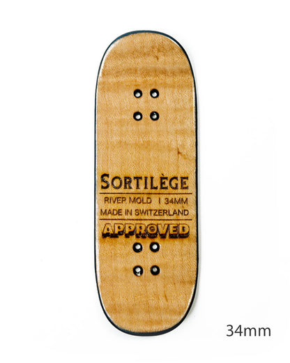 'Blue Demon' deck (River Mold)